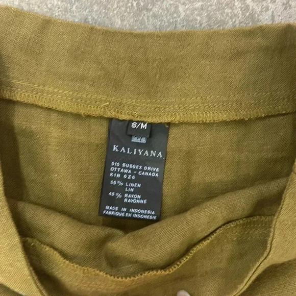 Kaliyana linen blend lagenlook artwear tunic with removable bottom - Picture 3 of 4